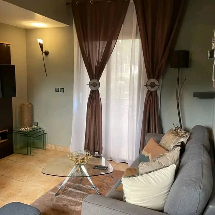 Design 10 - Art Parfait